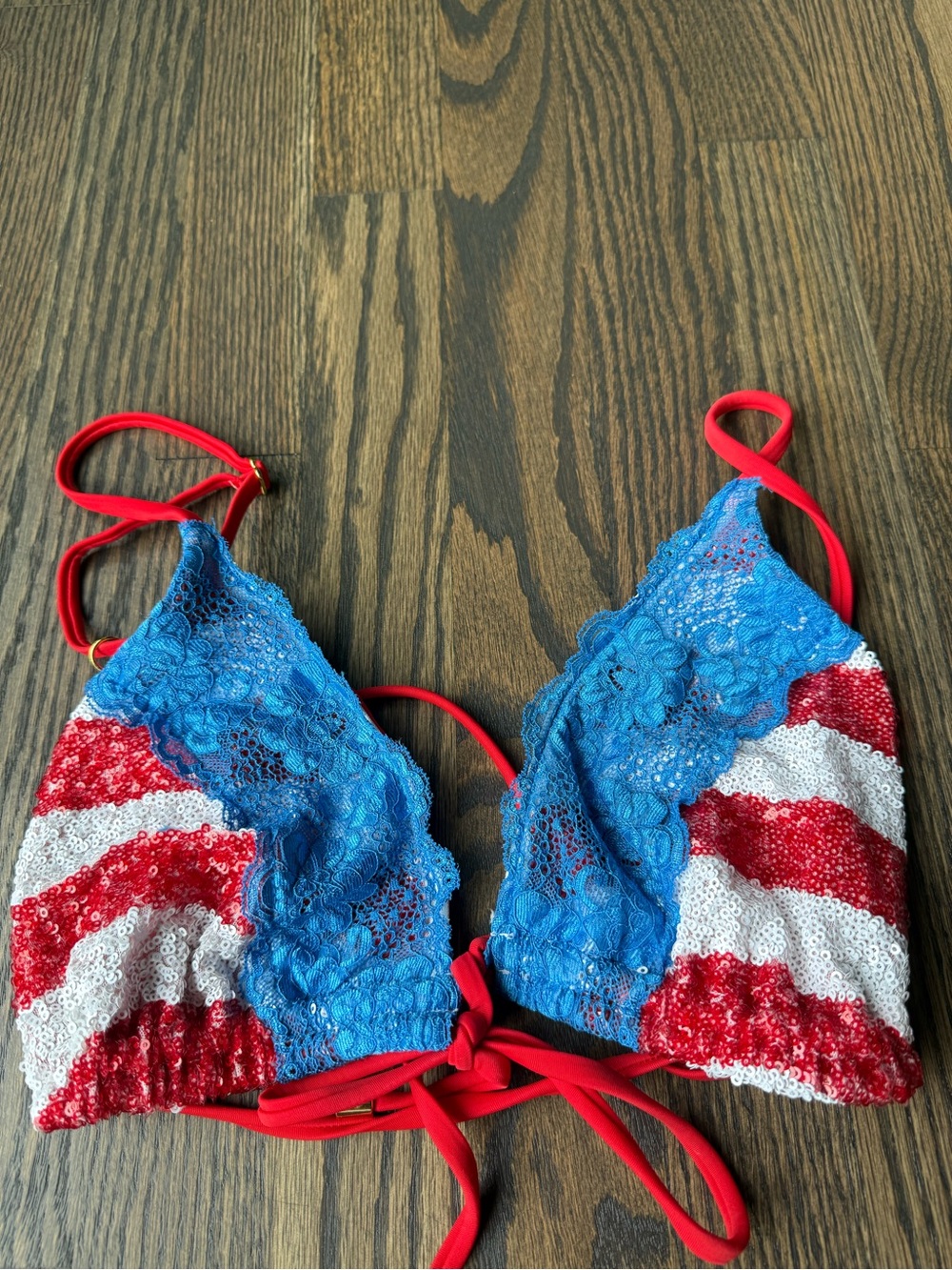 Beach Bunny American flag bikini - Picture 3 of 4